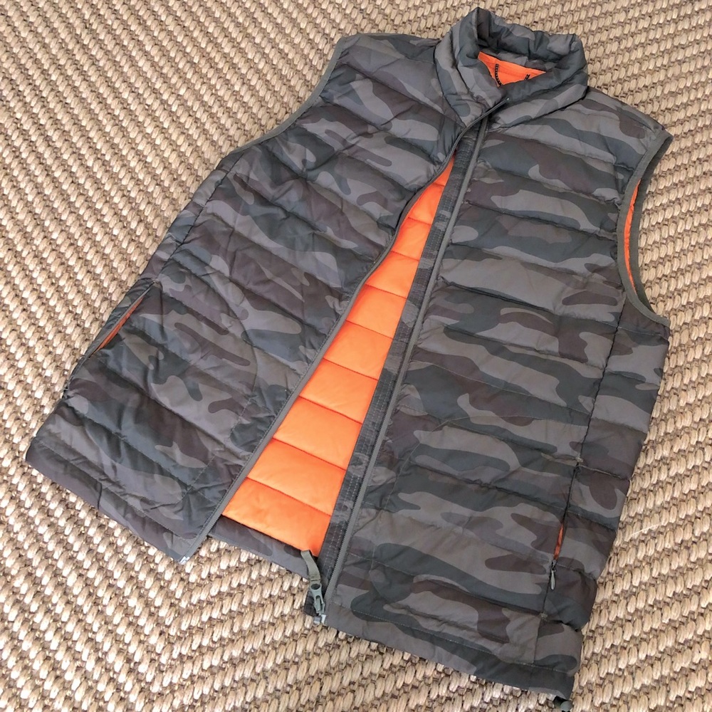 Joe Fresh vest.  New Condition ( no tags)